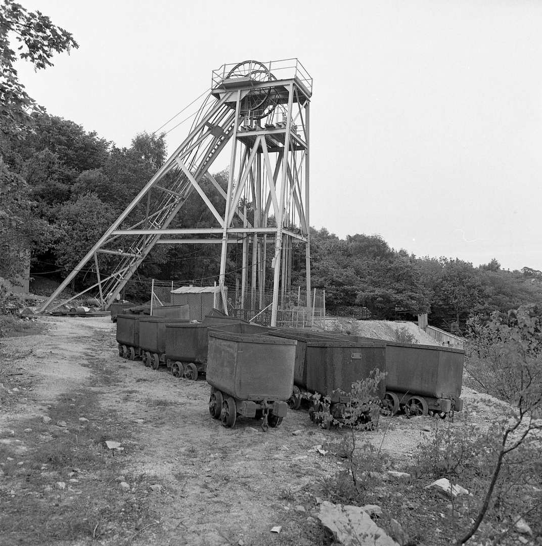 Olwyn Goch shaft Rhydymwyn 1977